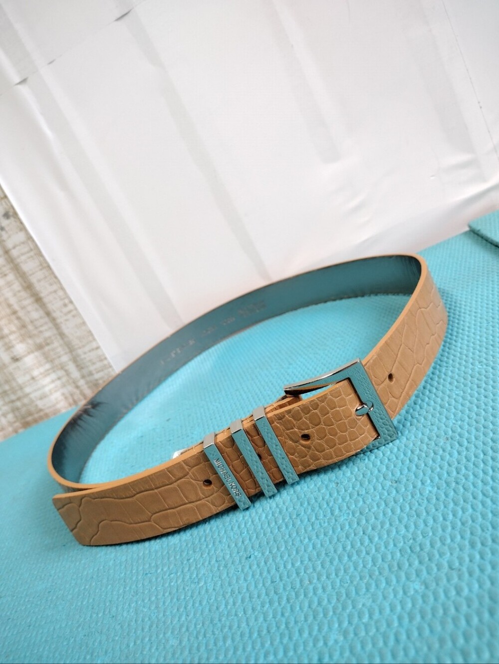 MICHAEL Michael Kors Women's Croc-Embossed Tan Leather Belt Silver Buckle Size M